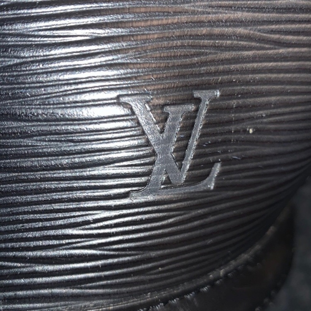 ✨FINAL OFFER✨Authentic Louis Vuitton Vintage handbag - Picture 3 of 15